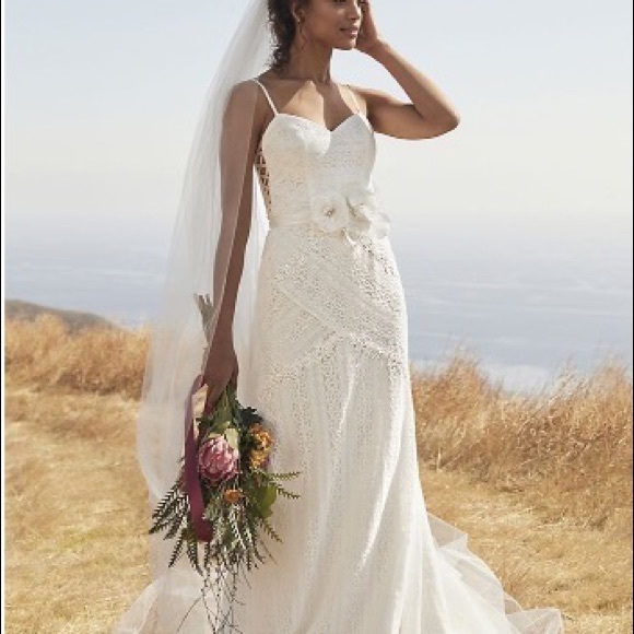 Allover Lace Tank Sheath Wedding Dress
GALINA WG3916 David’s bridal - Picture 2 of 14